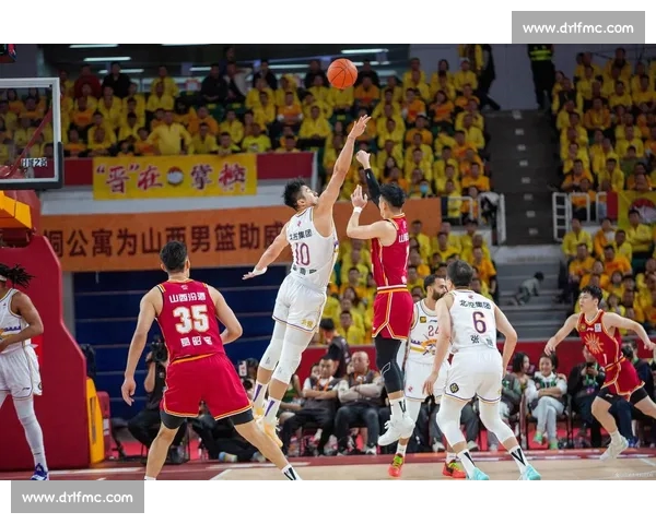 全新CBA赛事APP上线 提供实时比分数据精彩赛事视频回放全方位体验